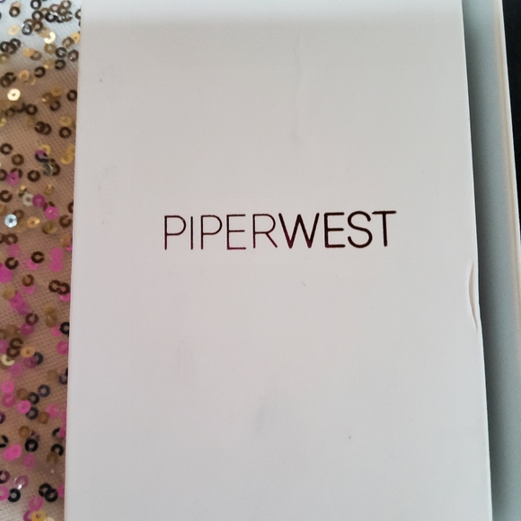 Piperwest Watch with Mineral Crystal Glass Lens - Picture 4 of 5